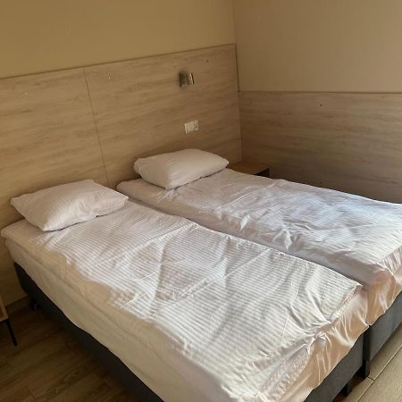 Ludowa Restauracja & Noclegi Kietrz Kültér fotó