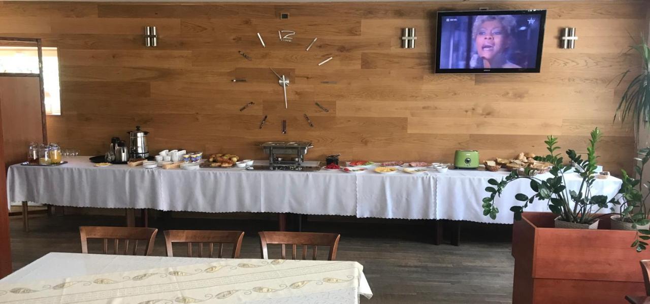 Ludowa Restauracja & Noclegi Kietrz Kültér fotó