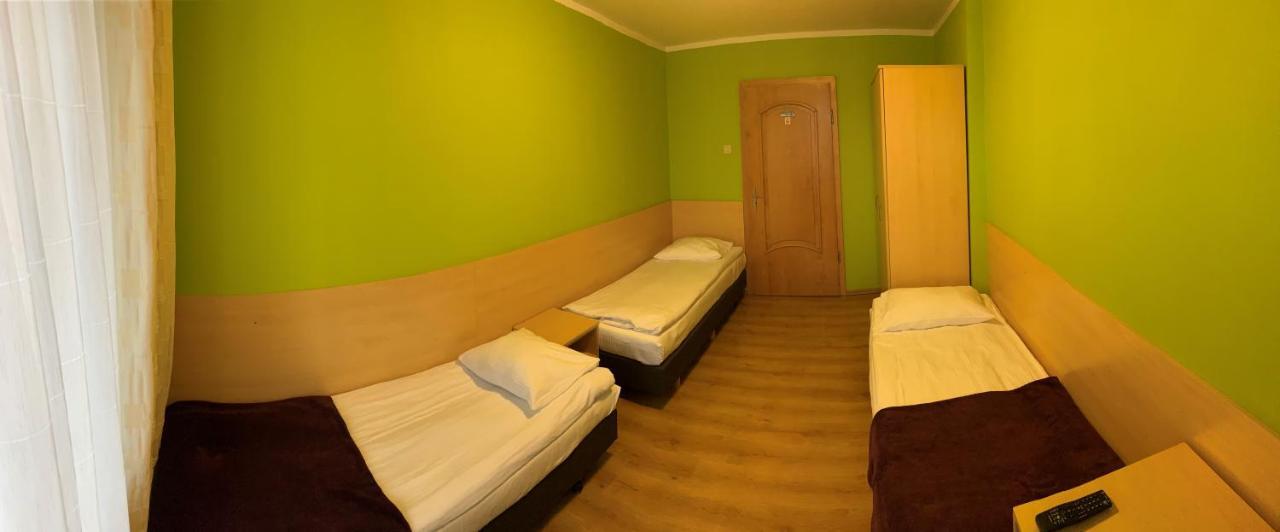 Ludowa Restauracja & Noclegi Kietrz Kültér fotó