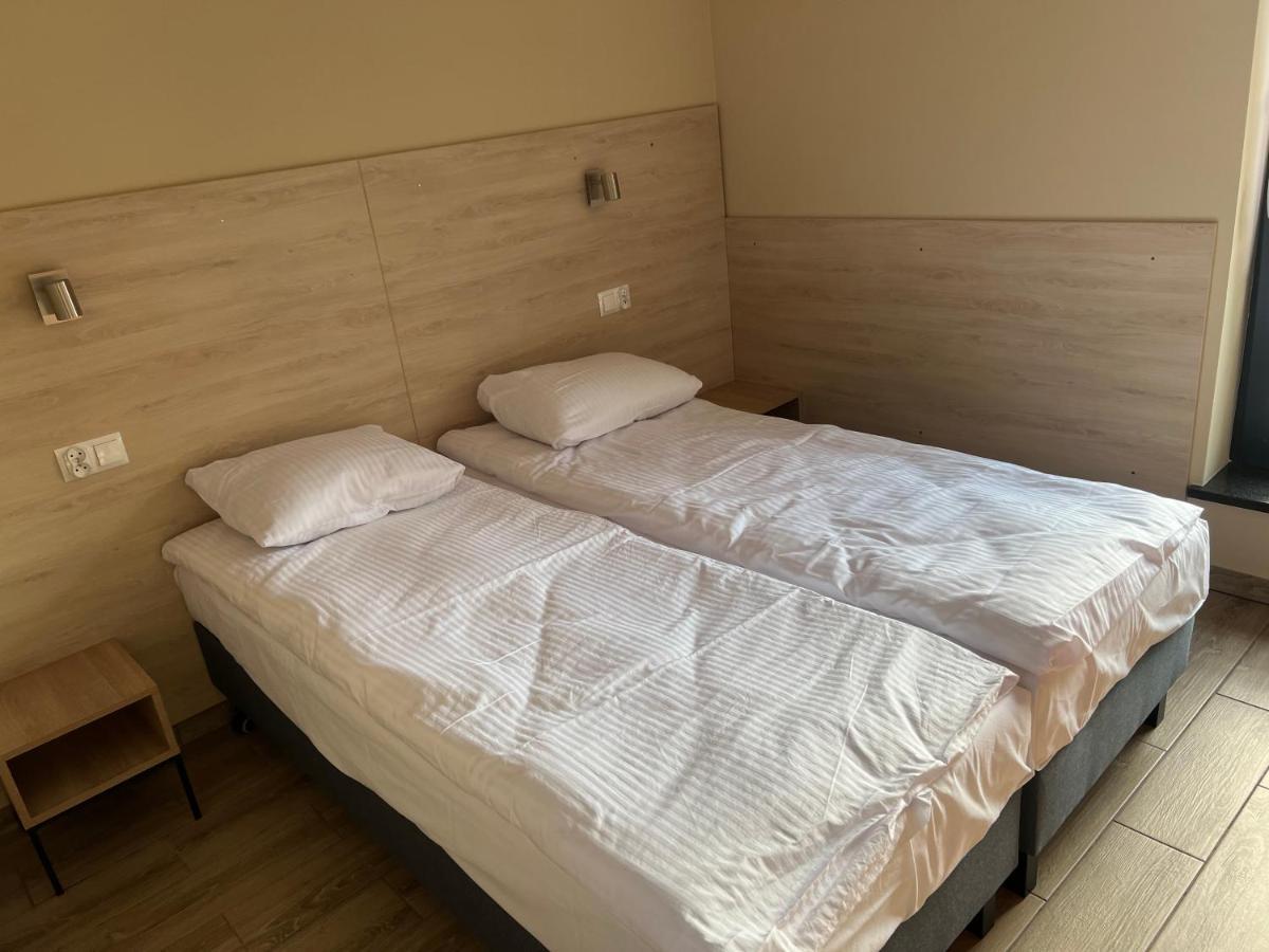 Ludowa Restauracja & Noclegi Kietrz Kültér fotó